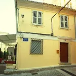 Nona\'S Studio